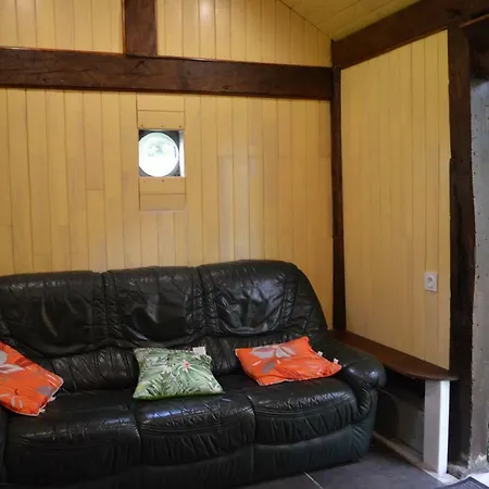 Country house Cabane En Foret Onesse-et-Laharie