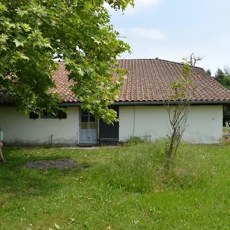 Country house Cabane En Foret Onesse-et-Laharie